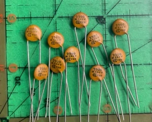 Capacitors Ceramic Leaded DD222 Centralab 2200pf 500v 20% Y5U Disc 10pcs - Picture 1 of 1