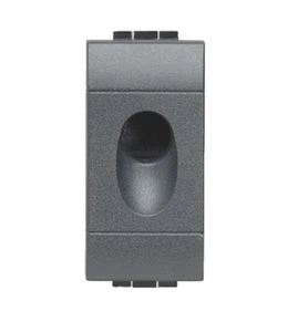 Bticino Living Falso Polo con Uscita con Foro diam. 9 mm 1 Modulo BTIL4953 Nero - Zdjęcie 1 z 5
