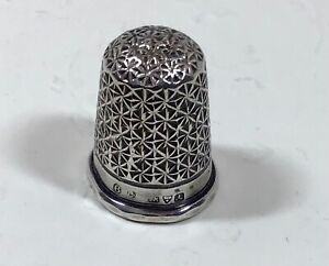 ANTIQUE SILVER THIMBLE - CHESTER 1899 - CHARLES HORNER.