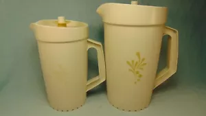 2 JARRAS TUPPERWARE VINTAGE 2 CUARTOS Y JARRA DE JUGO (800-1 y 874-8) ¡muy bonitas!! - Imagen 1 de 7