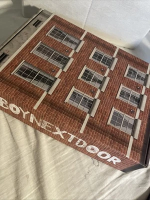 Boynextdoor 1st Single Album with Who Who Ver., CD+Book+Card+Post+Poster - Imagem 1 de 4