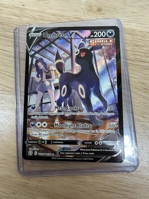 Umbreon V TG22/TG30 Swsh09: Brilliant Stars Trainer Gallery Holo - Image 1 of 4