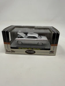 Chevrolet Nova 1967 2 máquinas 1/64 "Cherry Nova" 12-03 lanzamiento 01 - Imagen 1 de 6