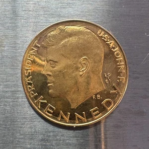 1961 JFK Einweihungsmedaille / 0,900 Feingold / 3,44 Gramm / Bayerische Münze - Bild 1 von 4