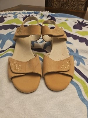 David Tate Women's Sandals Size 10M Nubuck Tan Comfort Leather  New Floor Sample Foto 1 de 4