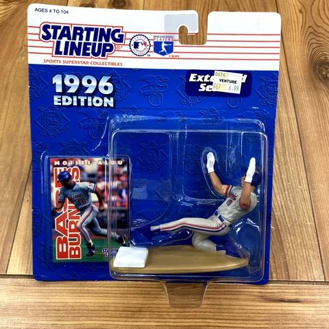 UNOPENED Starting Lineup 1996 Moises Alou Montreal Expos MLB Action Figure Cover
