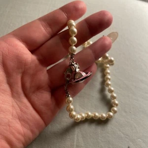 Vivienne Westwood Silver Mini Bas Relief Pearl Orb Necklace Choker - Picture 1 of 4