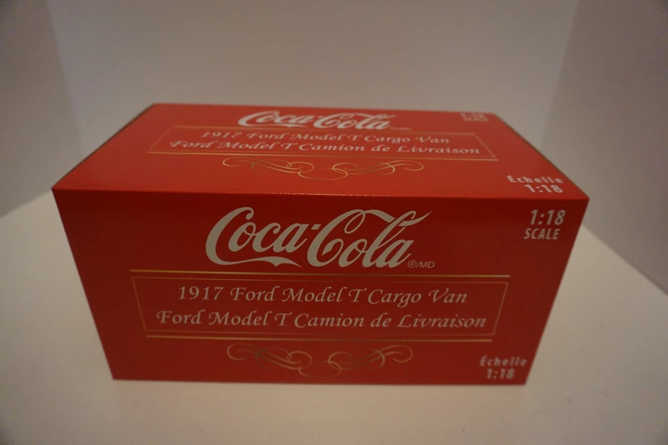 1/18 Motor City Classics 1917 Ford Model T Coca-Cola Cargo Van (000126) - Image 1 of 4