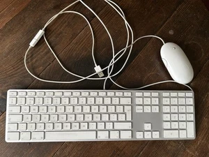 Genuine Apple Wired Keyboard & mouse - Photo 1/2