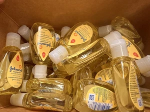 Johnson Baby Kopf-zu-Zehe Reisegröße Waschen & Shampoo - 0,85 flüssige Unzen (24er Pack) - Bild 1 von 5