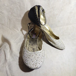 🩰 Material Girl Ballet Flats sz 10 M Ivory Jeweled Toe w/ Black;  Ankle Straps - Picture 1 of 17