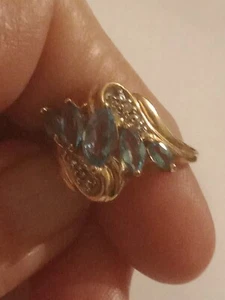 10k Blautopas Ring. 5 Topas Steine. Größe 8,25. WUNDERSCHÖN! - Bild 1 von 4