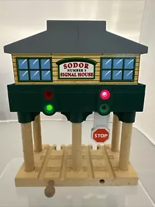 Thomas & Friends Wooden Railway Sodor Number 3 Signal House Lights Sound - Picture 1 of 9