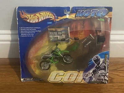 Hot Wheels Moto Core Moto X Tallon Vohland Kawasaki KX125 Dirt Bike Die Cast Toy - Image 1 of 3
