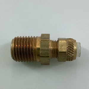 268P-04X04 MALE CONNECTOR 1/4IN TUBE 1/4IN PIPE - Picture 1 of 1