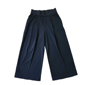 Lululemon Can You Feel The Pleat Crop *21" Black 6 - Picture 1 of 3