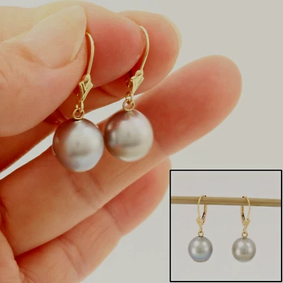 Pendientes con cierre de palanca de perlas de Tahití grises de oro amarillo de 14k Foto 1 de 4