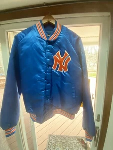 Vintage New York Knicks 90s Chalk Line Satin Jacket NWT USA Made Large - Picture 1 of 11