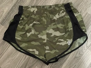 Victoria's Secret PINK Ultimate Gym Shorts Built In Panty Camo Size Small - Picture 1 of 7
