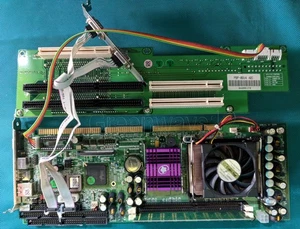 Mère Portwell ROBO-8712VLA B9305682AB18712821 Celeron 2,0 GHz SL6VR Socket 478 - Photo 1/12
