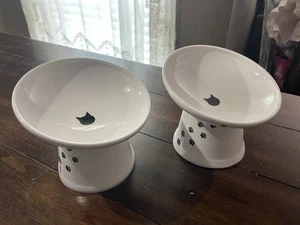 2 Necoichi ‘’Happy Dining’’ White Ceramic Raised Cat Food Bowls Cat Paws - Picture 1 of 3