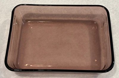 PYREX by Corning ~ Cranberry Rectangular Baking Dish ~ 7210 3 Cup 750 mL Vintage - Image 1 of 4