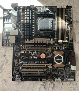 ASUS SABERTOOTH 990FX R2.0 AM3+ MOTHERBOARD ATX + AMD FX - Picture 1 of 3