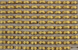 Lotes a granel 32 piezas de anillos de aniversario de acero inoxidable de moda para hombre - Imagen 1 de 7