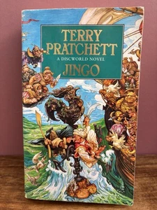 Jingo: (Discworld Novel 21) by Terry Pratchett. 1998 Paperback - Picture 1 of 4