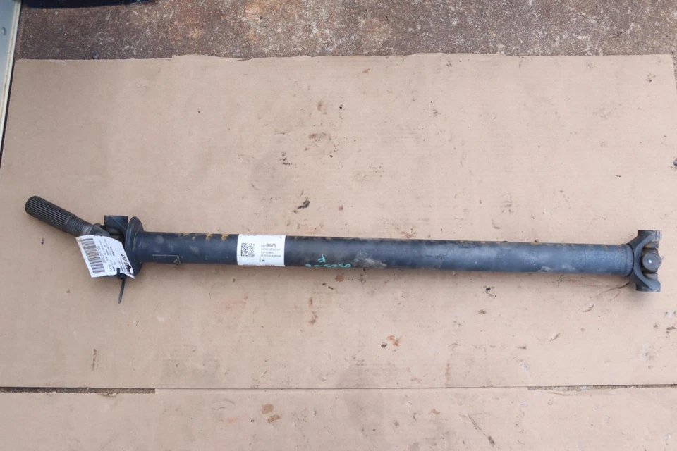 2020-2023 CHEVY SILVERADO 2500 HD 100-СКОРОСТНАЯ ТРАНСМИССИЯ ДИЗЕЛЬНЫЙ ПЕРЕДНИЙ КАРДАННЫЙ ВАЛ OEM - Изображение 1 из 4