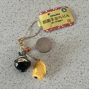 NUEVO Llavero con correa de paseo de dulces Totoro My Neighbor de Studio Ghibli B48943 - Imagen 1 de 3