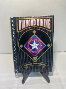 Diamond Dining - Favorite Family Recipes - by Texas Rangers Wives Assoc. (c1996) - Imagen 1 de 5