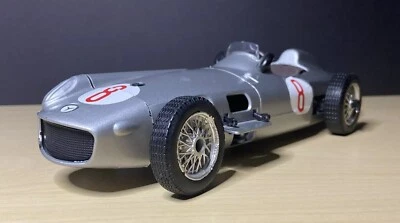 MER. BENZ RW -196  SILVER  1:18 DIECAST CAR POLISTIL TONKA ITALY 1/16 B-2-14 - Image 1 of 4