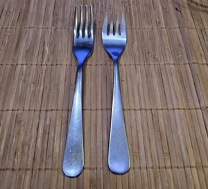 Rare Gustave Signe Pattern Satin Stainless Salad or Dinner Forks - Choice! - Picture 1 of 5