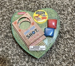 Mini Cornhole Set WITH Gummy Candy Hearts Brand New - Picture 1 of 2