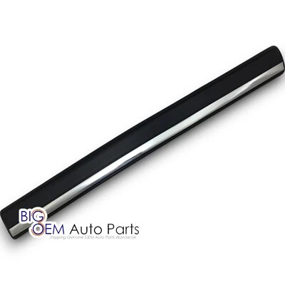 Молдинг для передней пассажирской двери 04–07 Chevrolet Silverado Tahoe Suburban 15199305 - Изображение 1 из 4