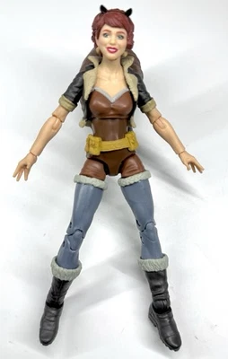 Inmejorable Chica Ardilla SUELTA Marvel Legends Figura SIN SCOOTER Ardillas Foto 1 de 3