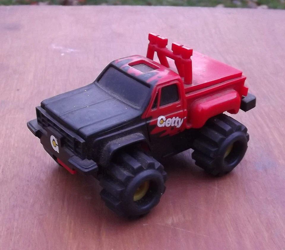 Stompers 4x4 Getty Chevrolet Scottsdale Stepside Truck Schaper Runs Works - Image 1 of 4