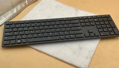 Dell Pro KM5221W Keyboard  Wireless, 2.4GHz, Quiet Typing, Compact Design Black - Image 1 of 4