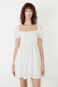 BNWT Bardot Mini Rose Design Puff Sleeve A-line Ditsy Shirred Dress Size AUS 14 - Picture 1 of 18