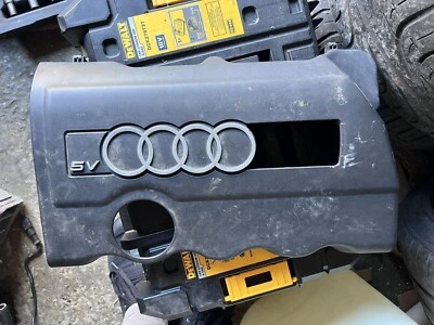 Audi 80 B4 A4 S4 B5 8D 1996 cubierta superior motor gasolina acabado 058103724C Foto 1 de 3
