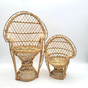 Vintage Korb Rattan Pfau Fächer Stühle - Puppenmöbel Pflanzenständer Boho Deko - Bild 1 von 8