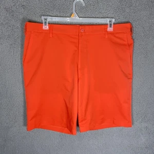 Pantaloncini da golf Adidas da uomo taglia 38 rossi in poliestere con impugnature in vita - Foto 1 di 7