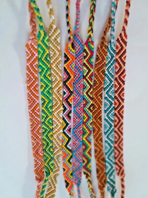 Freundschaftsarmband Freundschaftsband geknüpft Ethno Bunt geflochten - Bild 1 von 4