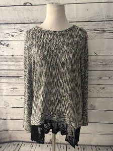 NWOT Silvergate Long Sleeve Sweater Sz M Gray Black Lace Ruffle Trim Tunic Lengt - Picture 1 of 6