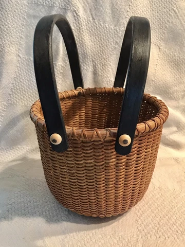 Nantucket Nautical Decor Double Handle Basket 7.5”D 8” H VGUC Cover