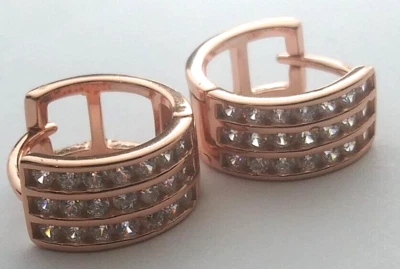 Pendientes MM .925 PLATA ESTERLINA ORO ROSA CHAPADO EN HELADO CLÁSICO 3 FILAS ARO CIRCONITA CÚBICA Foto 1 de 4