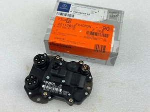 Genuine MERCEDES C126 R107 W107 W126 Cabrio Ignition Control Box 0105456732 NEW - Picture 1 of 3
