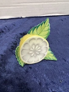 HEREND HUNGRY PAINTED HALF LEMON PLACECARD HOLDER - Picture 1 of 10