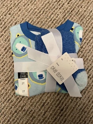 Nuevo con etiquetas Juego de 3 pijama y calcetín Okie Dokie 2T Foto 1 de 4